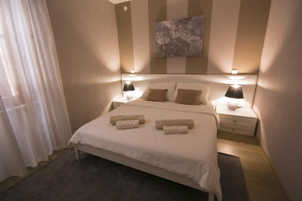 ורסאר Apartmens Melisa מראה חיצוני תמונה
