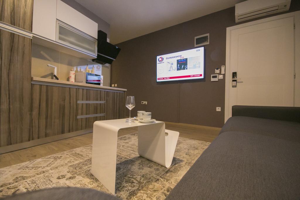 ורסאר Apartmens Melisa מראה חיצוני תמונה