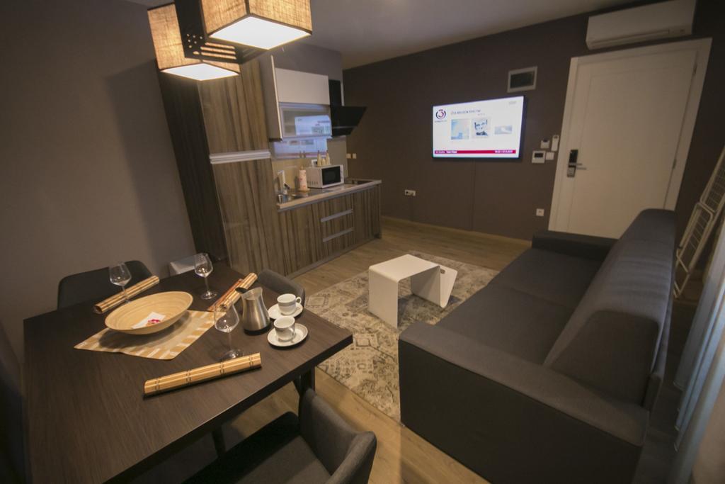 ורסאר Apartmens Melisa מראה חיצוני תמונה