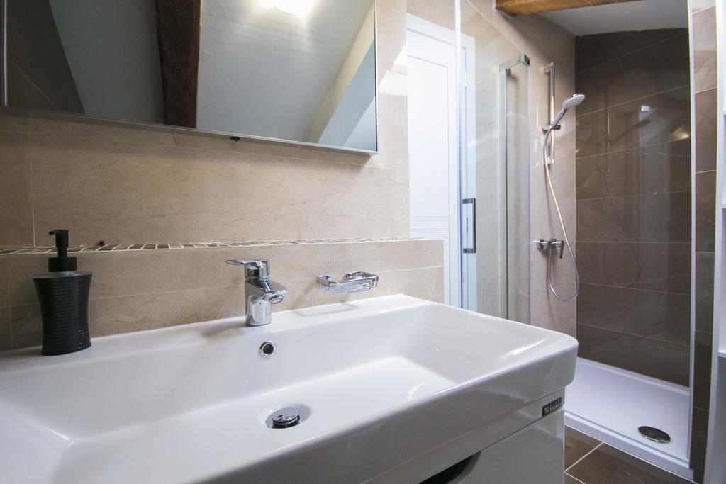 ורסאר Apartmens Melisa מראה חיצוני תמונה