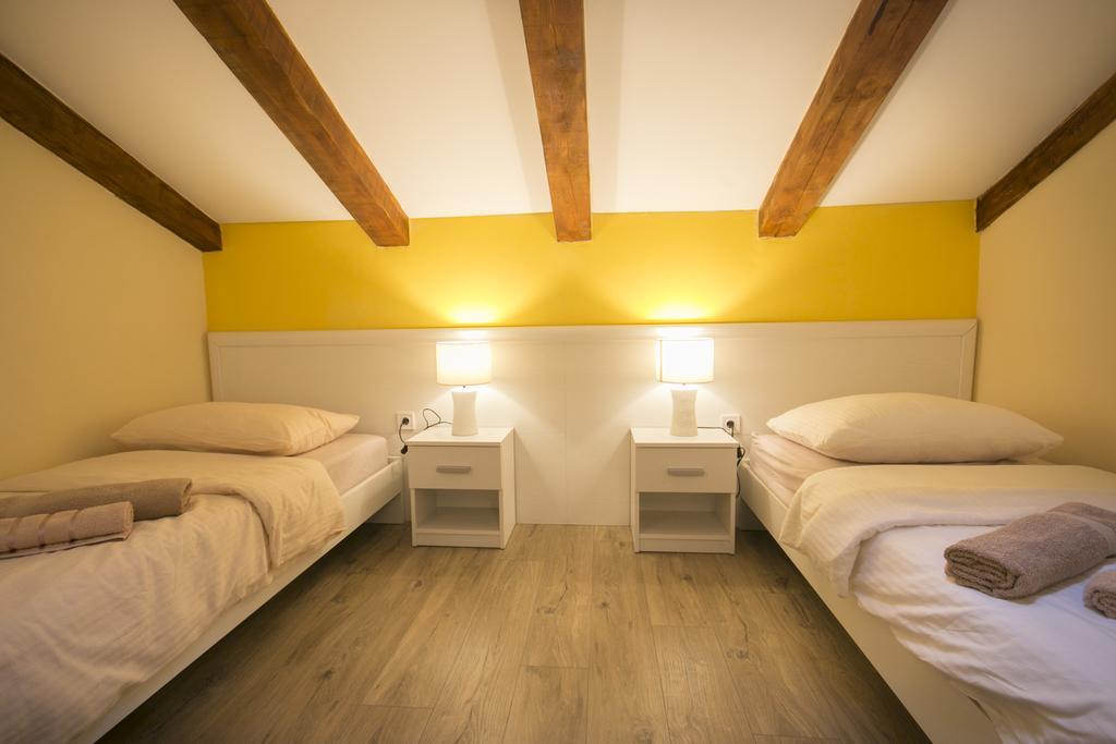 ורסאר Apartmens Melisa מראה חיצוני תמונה