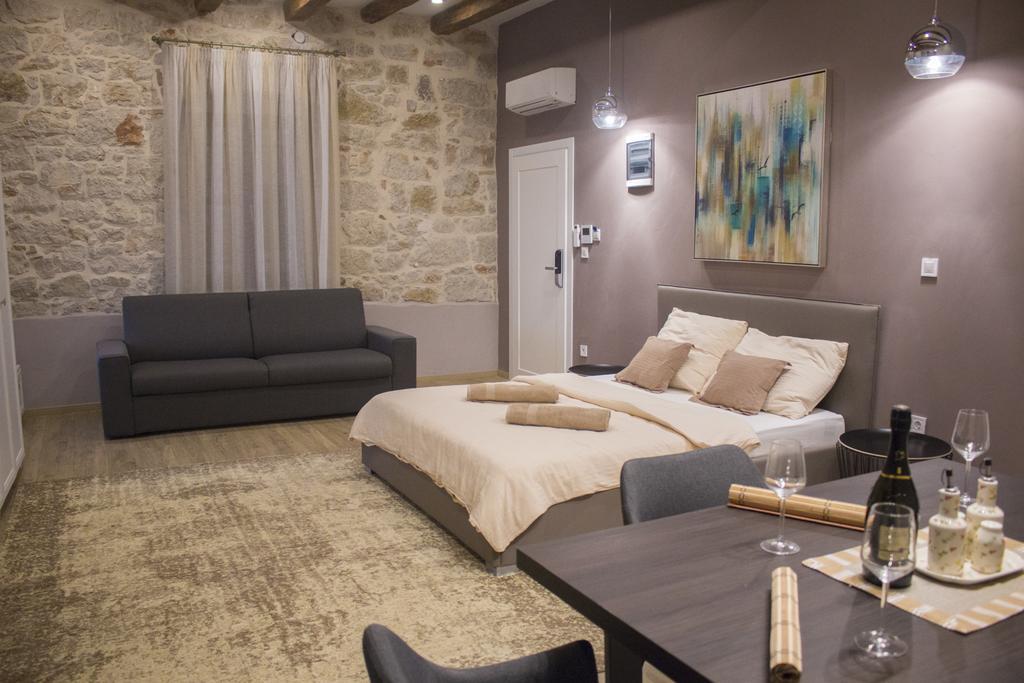 ורסאר Apartmens Melisa מראה חיצוני תמונה